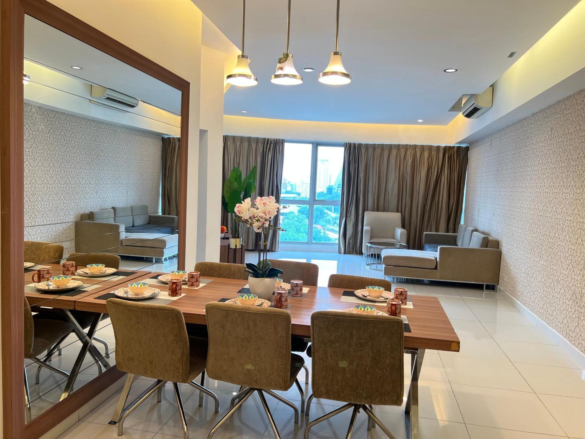 Regalia Service Suites Klcc Skypool Kuala Lumpur Extérieur photo