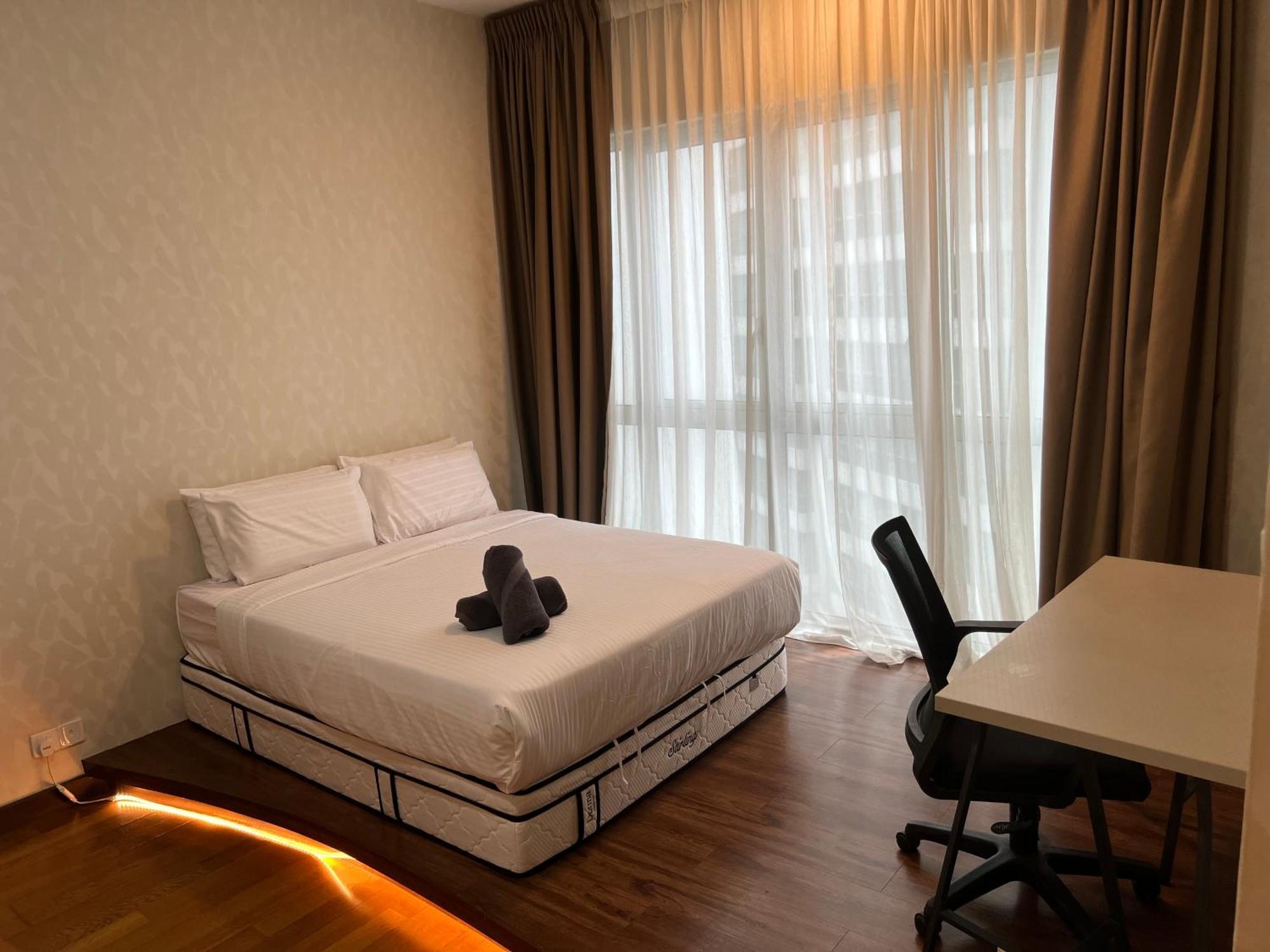 Regalia Service Suites Klcc Skypool Kuala Lumpur Extérieur photo